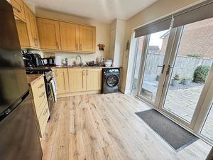 Photo 6- click for photo gallery